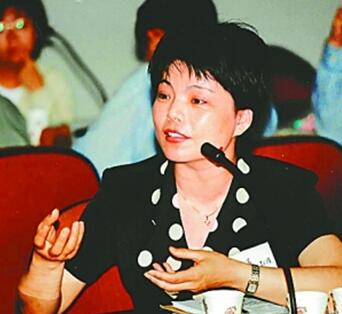 凌云侠气 似水柔情——追忆行政法学家刘莘 凌云侠气 似水柔情——追忆行政法学家刘莘